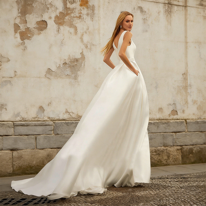 BHstyle Satin-Ball-Gown in A-Linie mit Taschen – Klassisches Ballkleid mit V-Ausschnitt und breitem Taillenbund 32-44
