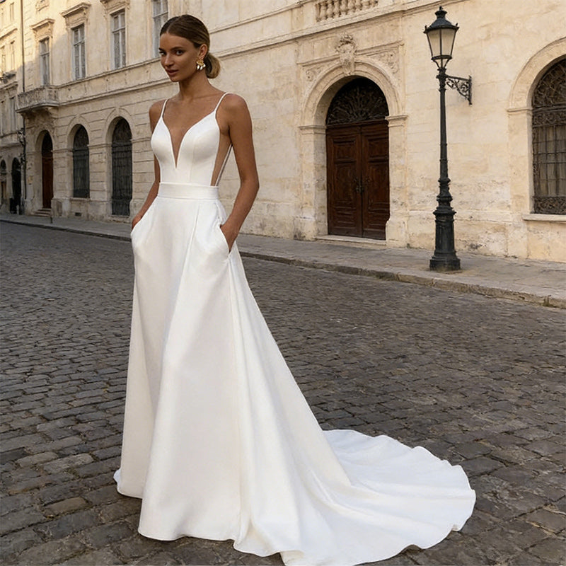 BHstyle Verführerisches Satin-Ball-Gown mit V-Ausschnitt und Spaghettiträgern – Rückenfreies A-Linien Ballkleid 2-26W