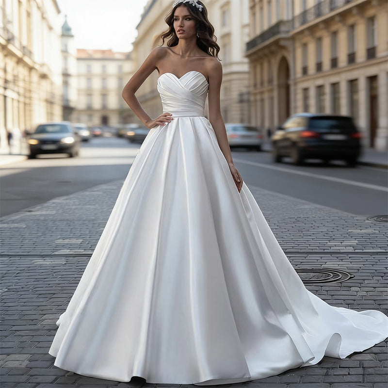 BHstyle Edel Satin Ball-Gown A-Linie Drapierung Herz-Ausschnitt Minimalistisch Modern Hochzeit Weiß 32-44