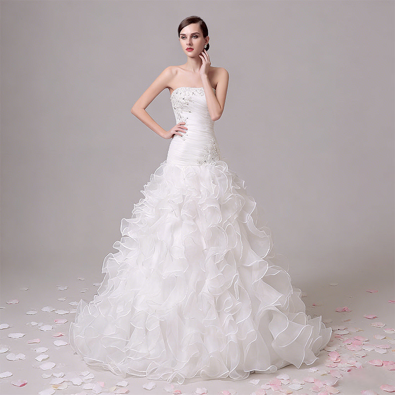 BHstyle Luxus Ball-Gown Volant Meerjungfrau Satin Edel Herz-Ausschnitt Modern Hochzeit Weiß Creme 2-16