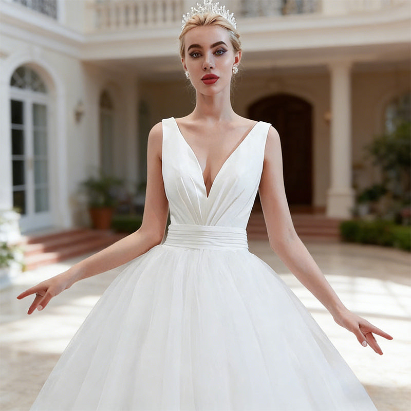 BHstyle Prachtvolles Ball-Gowner Prinzessin mit Tiefem V-Ausschnitt und Voluminösem Tüllrock Romantisches Ballkleid Elfenbein XS-3XL
